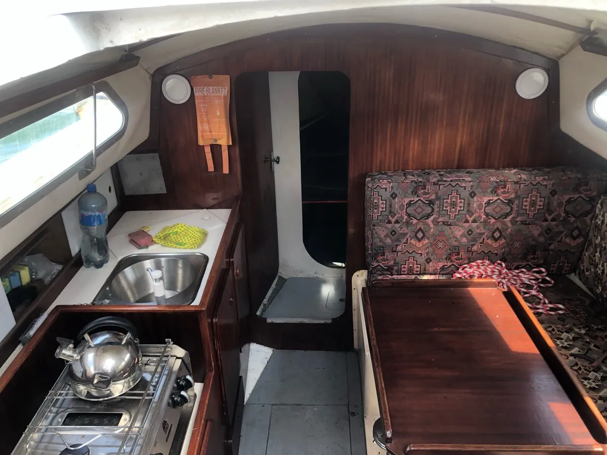 Sabre 27 Sailing Yacht - Image 4