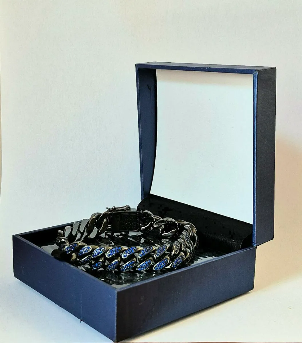 Stainless steel blue bracelet - Price discount end - Image 1