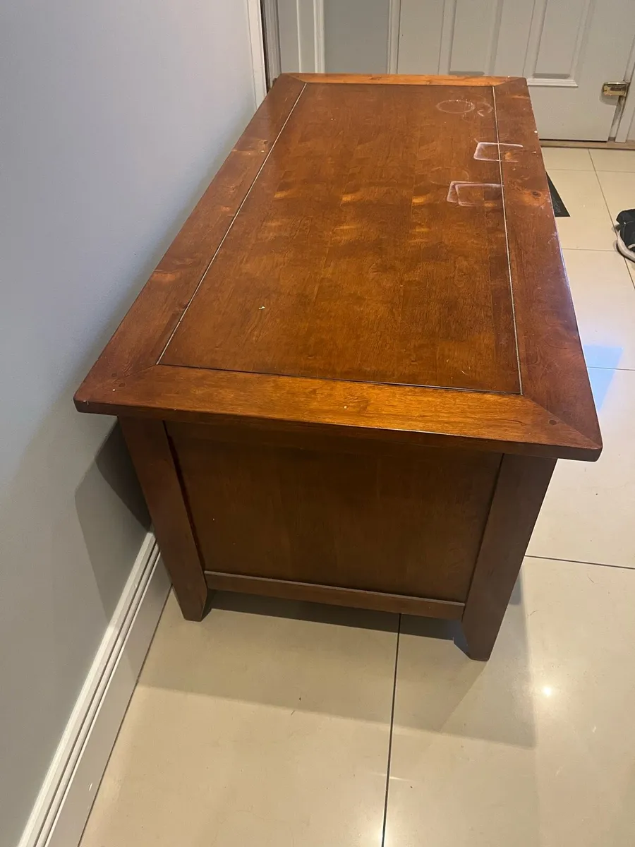 Side board and set of drawers - Image 2
