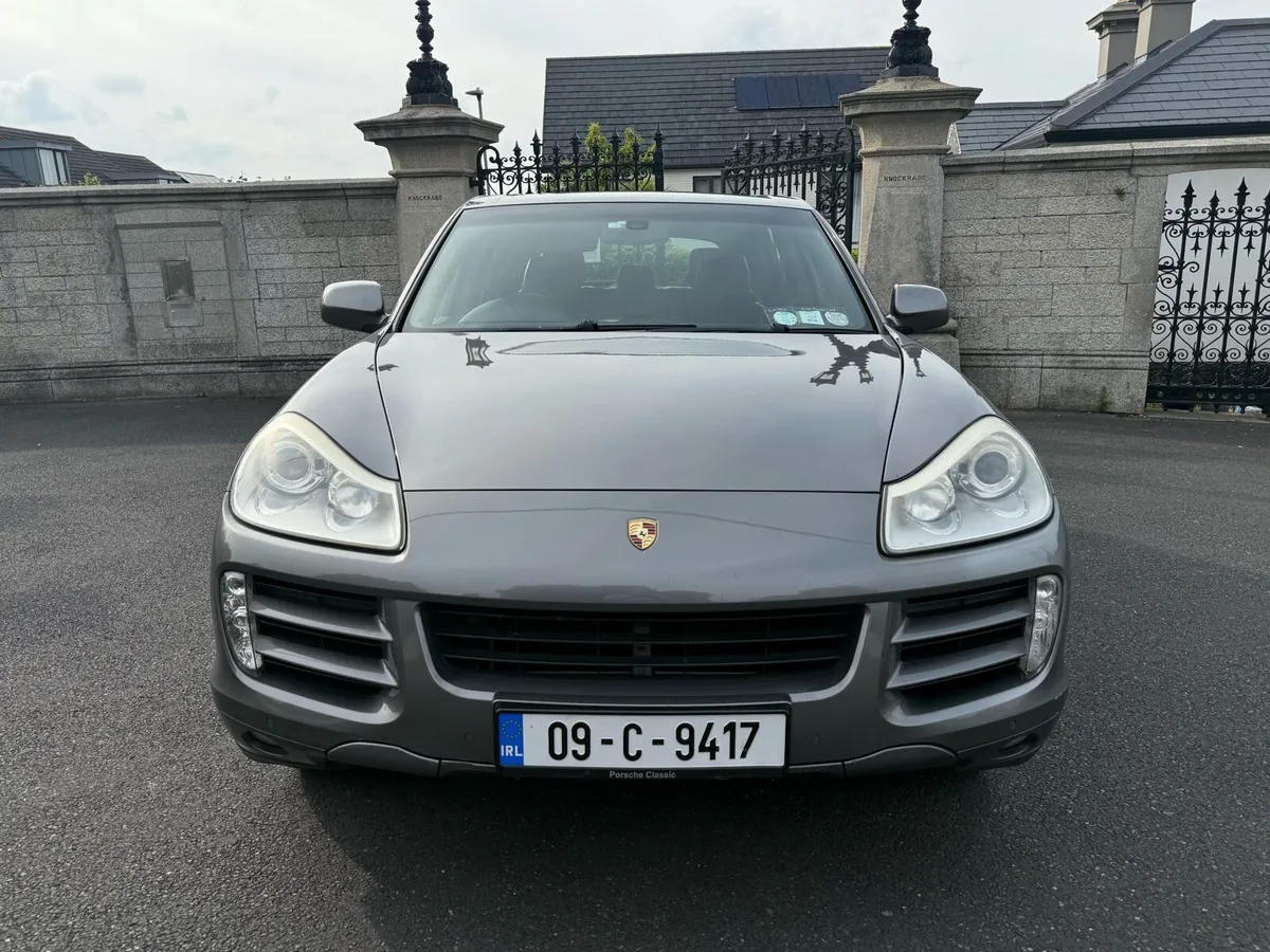 PORSCHE CAYANNE V6 DIESEL - Image 2