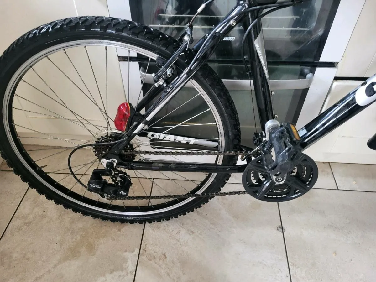 Bike giant mountain bike - Image 3