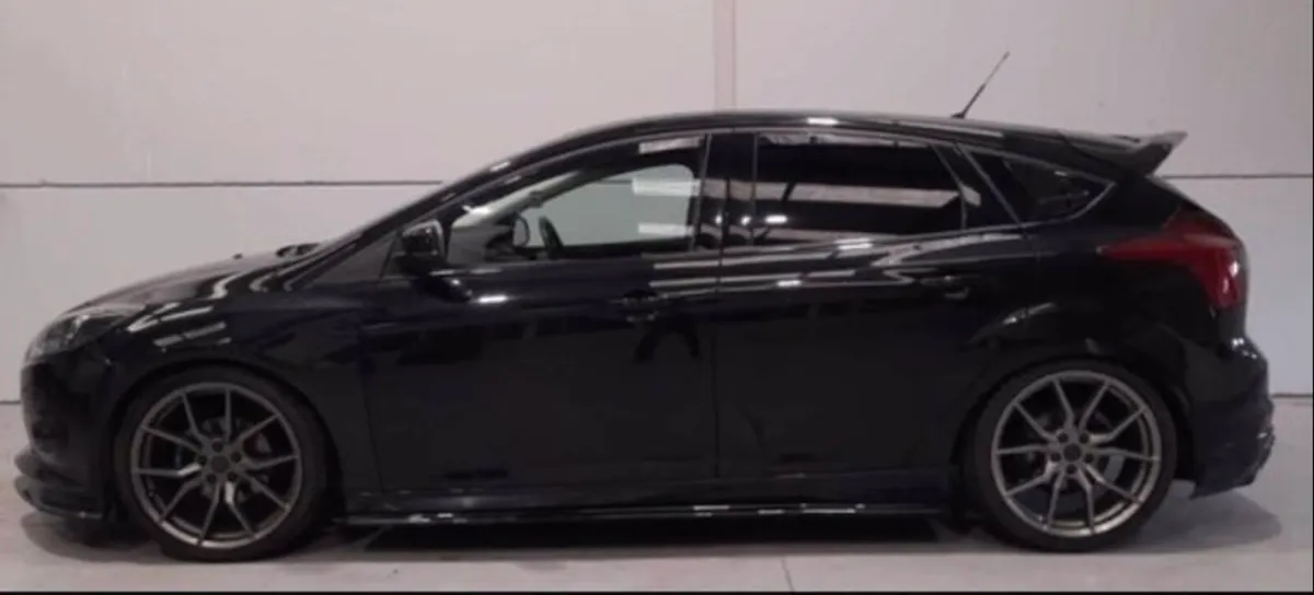 Ford Focus - Image 3