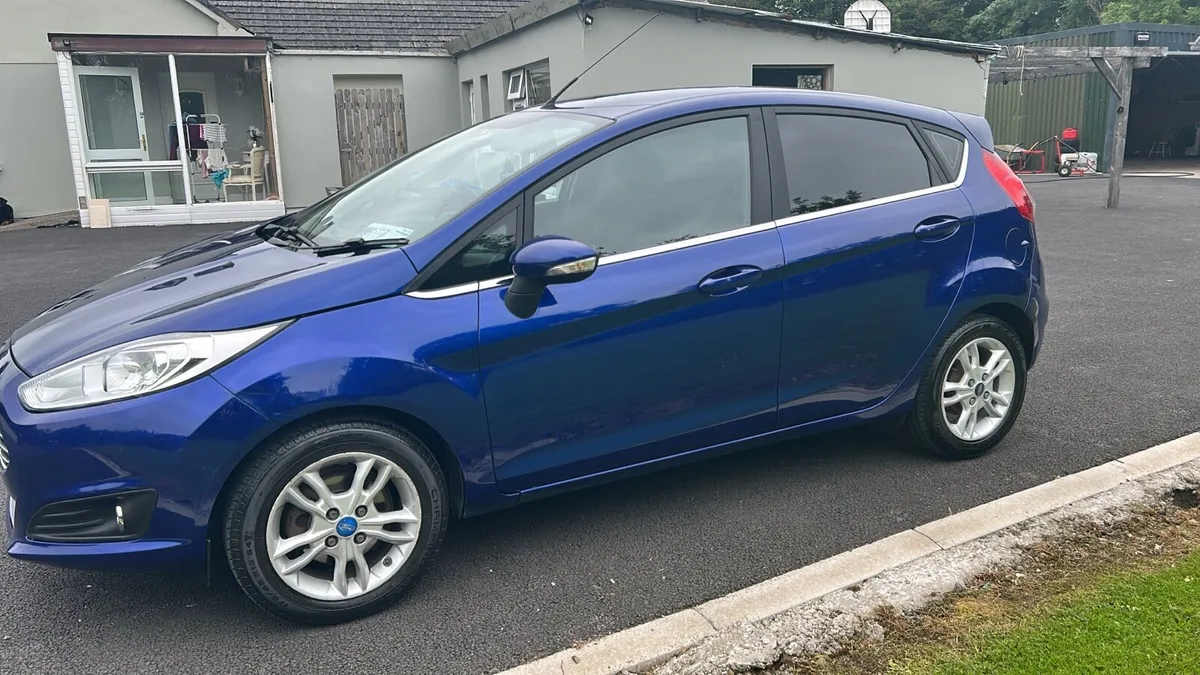 Ford fiesta - Image 3