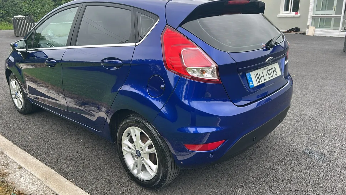 Ford fiesta - Image 4