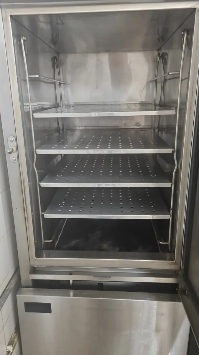 large gas twin fryer, large gas steamer - Image 1