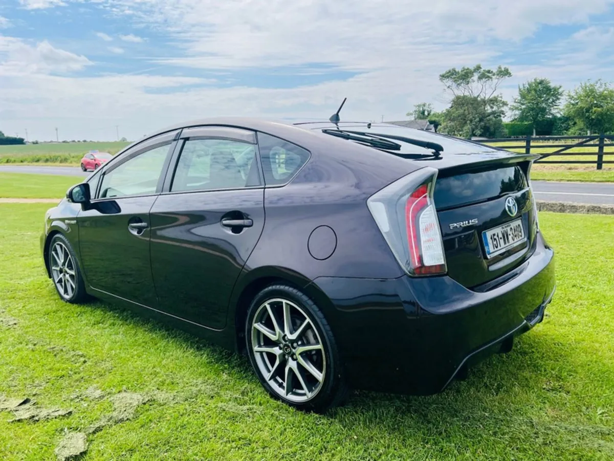 Toyota Prius Daa-zvw30 5DR Auto - Image 3