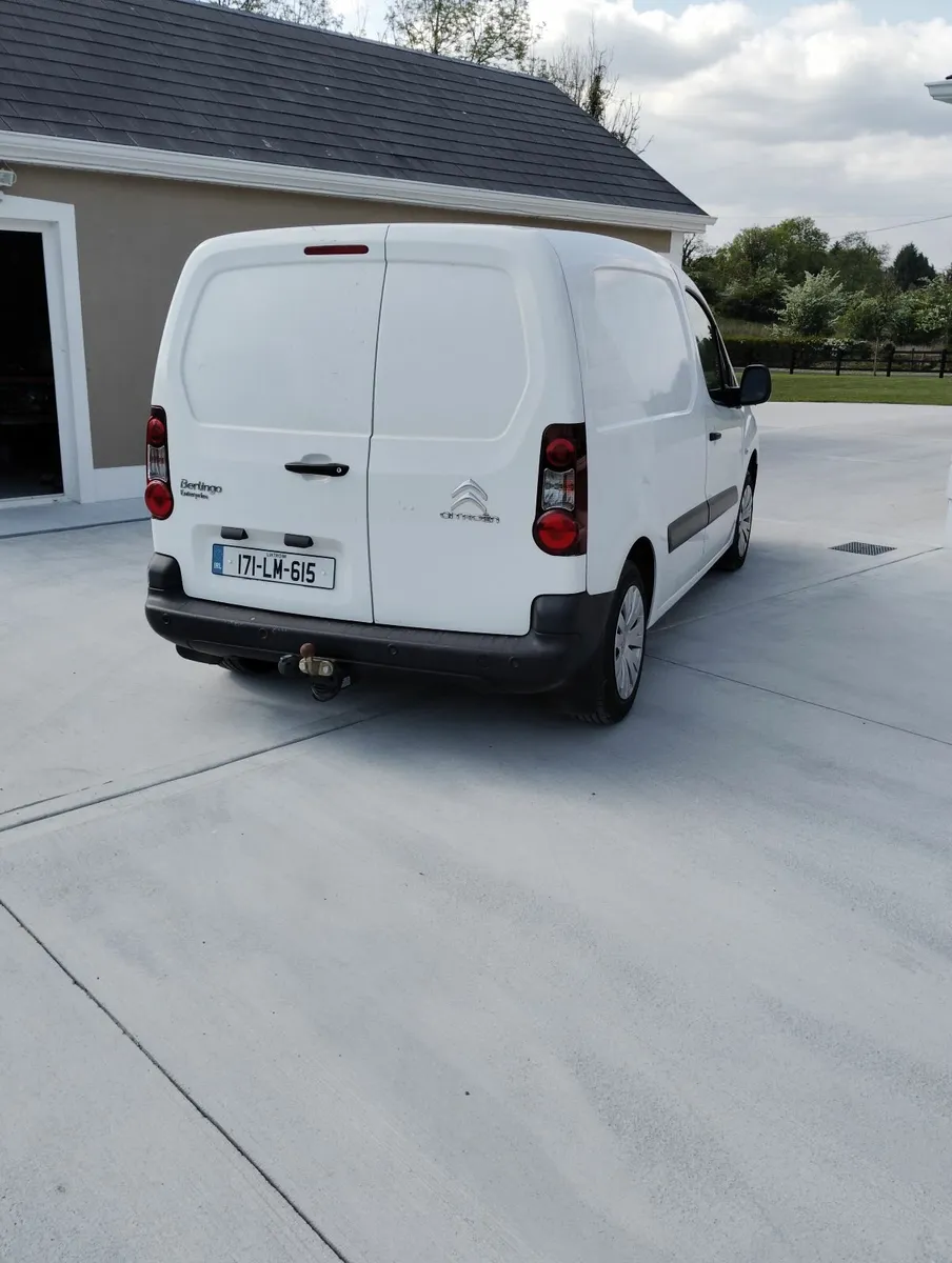 Citroen Berlingo 2017 - Image 2