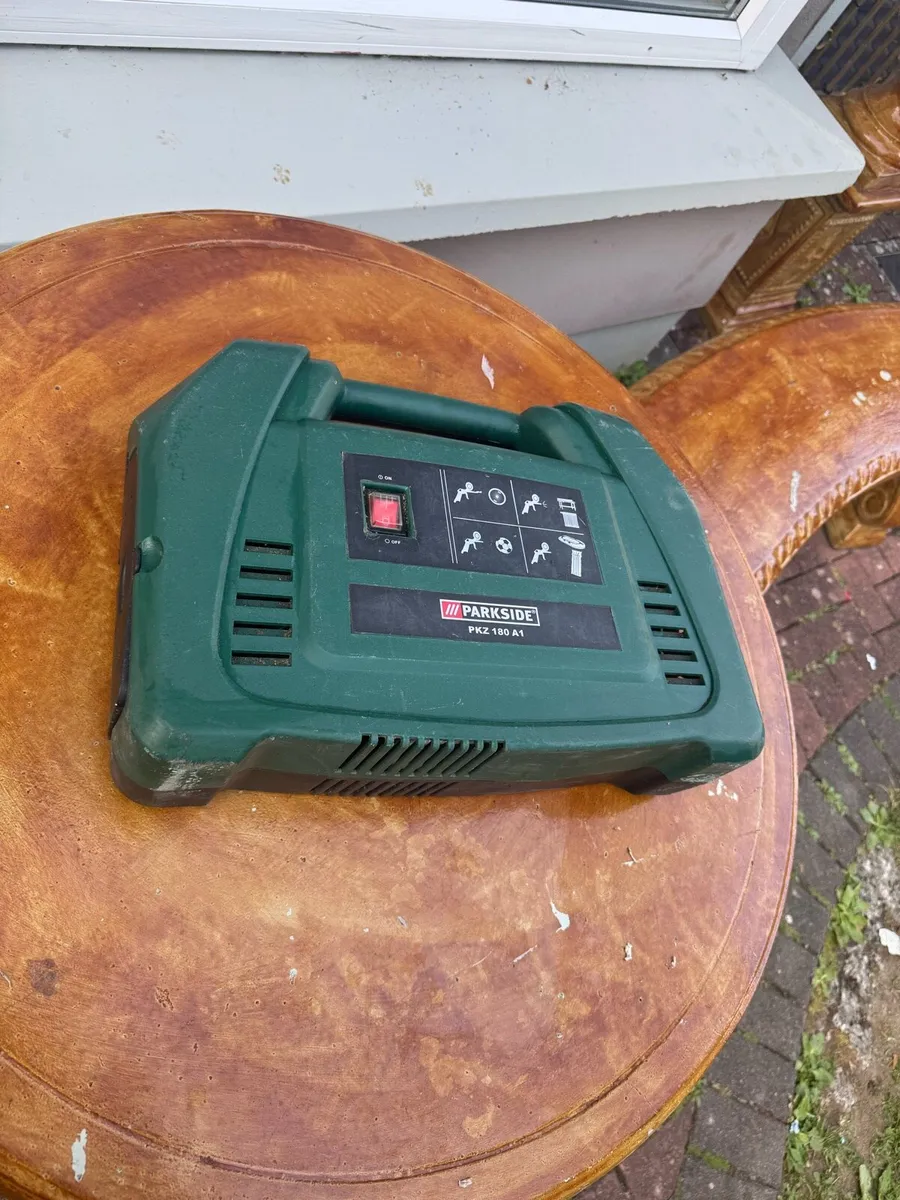 Air compressor - Image 1