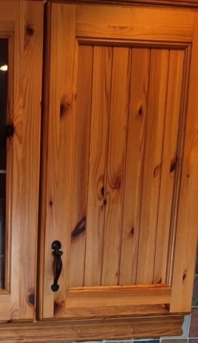 Solid Pine Kitchen Doors with hinges & base units - Image 1