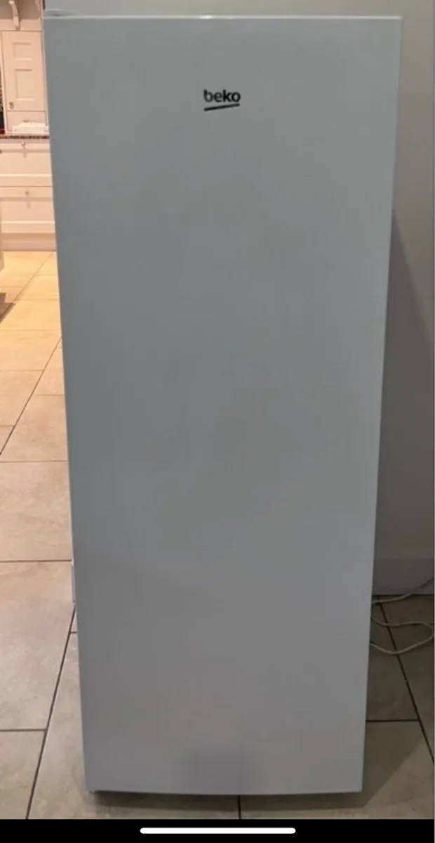 Beko Freeatanding Freezer - Image 2