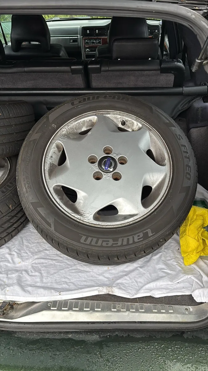 Volvo 960 alloys x 4 with good tyres