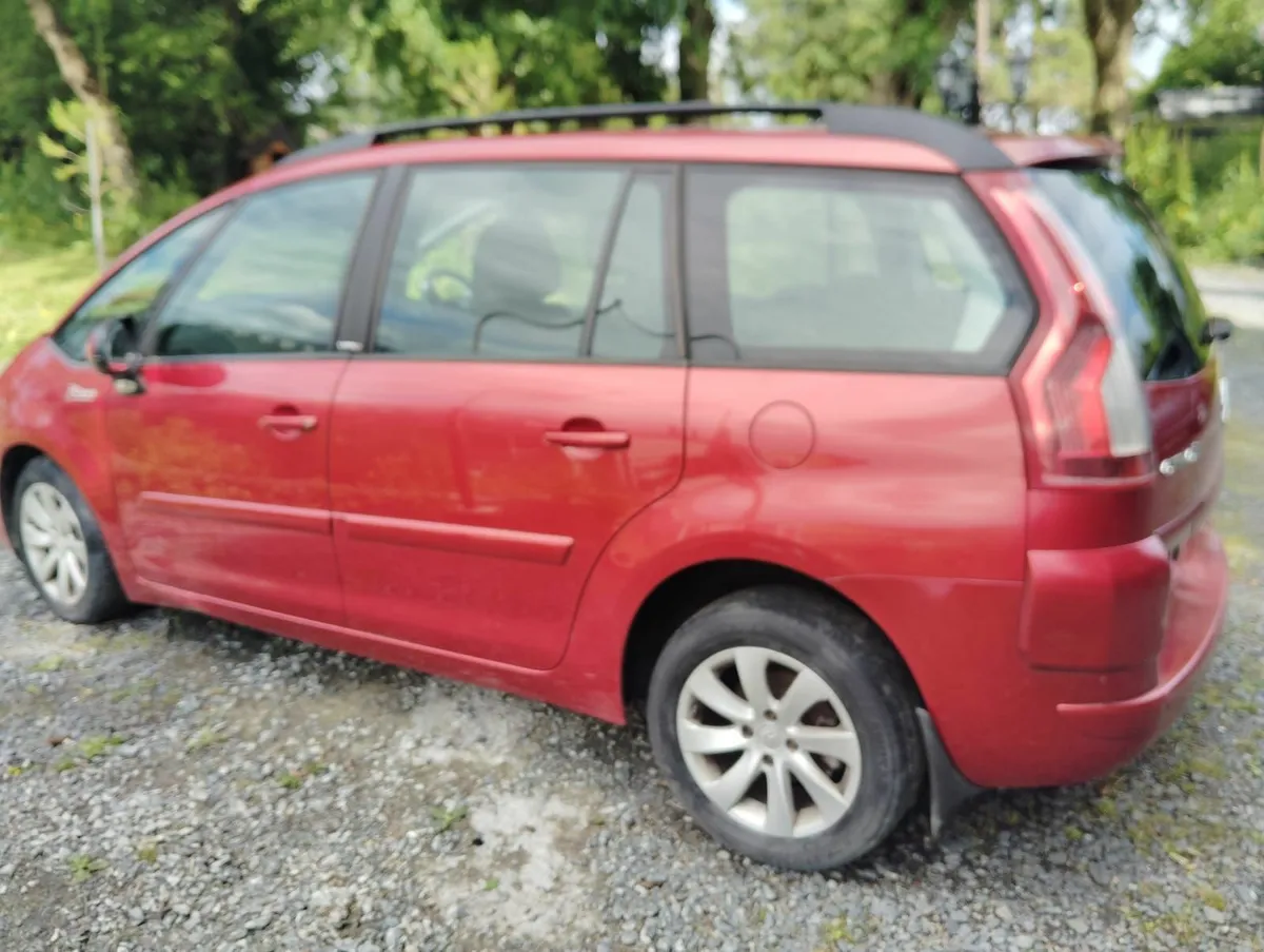 Citroen Picasso 7 seater - Image 1
