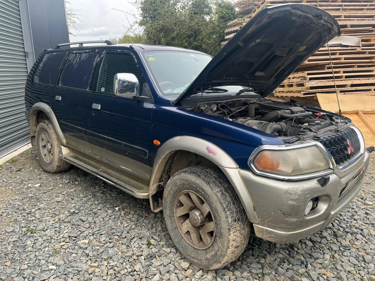 Mitsubishi Pajero - Image 1