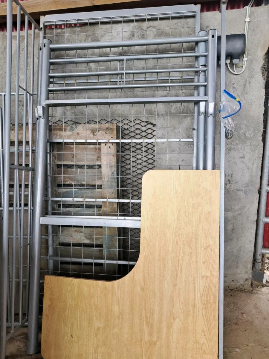 High rise bed - Image 1