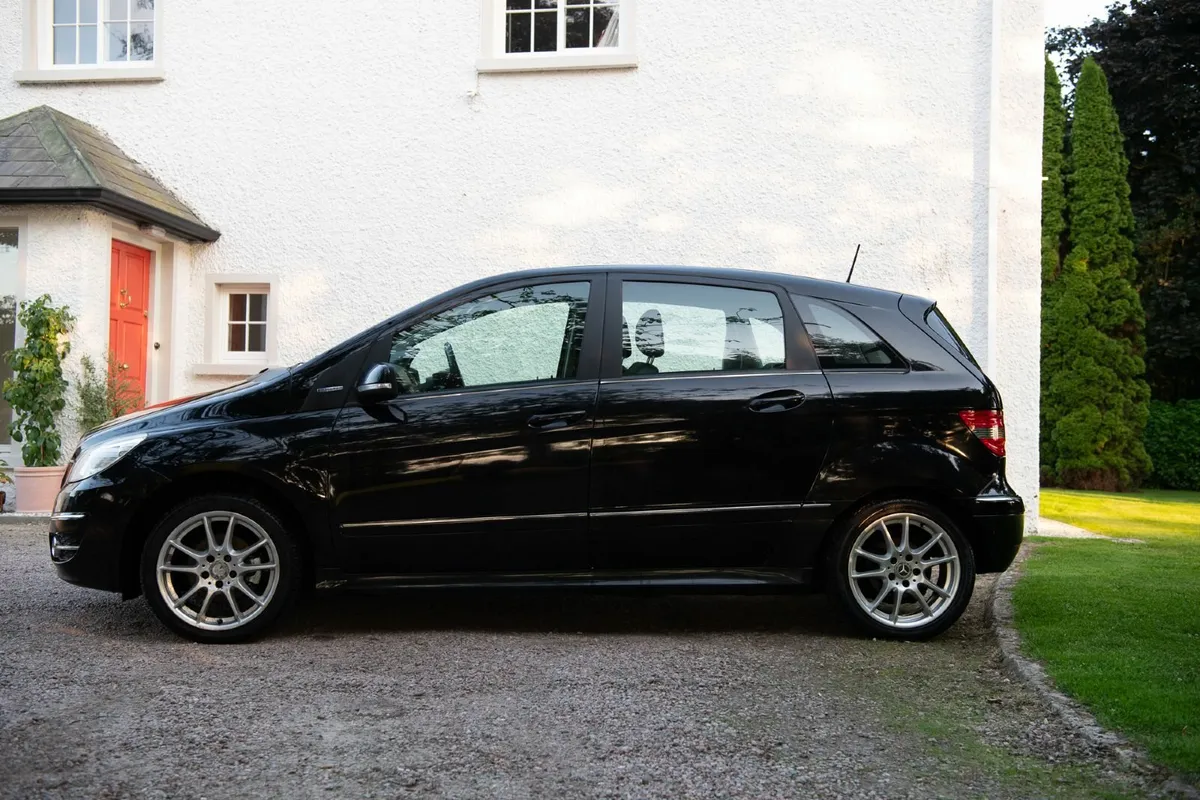 Mercedes B160 Blue Efficiency Sport - Image 3