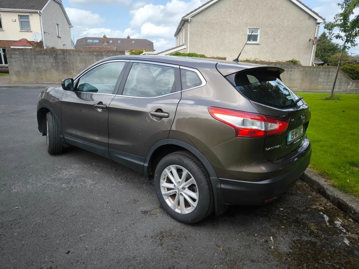 Nissan Qashqai 2015 1.5 diesel Tax and NEW NCT! - Image 4