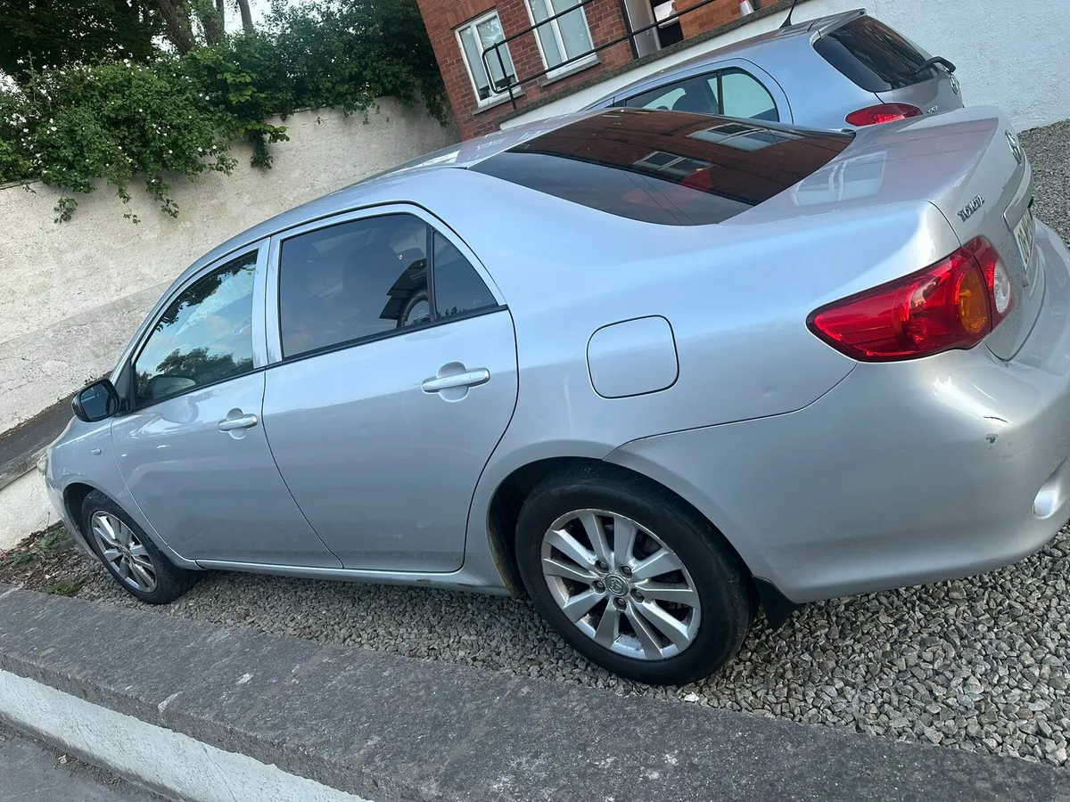 2008 Toyota   Corola - Image 4