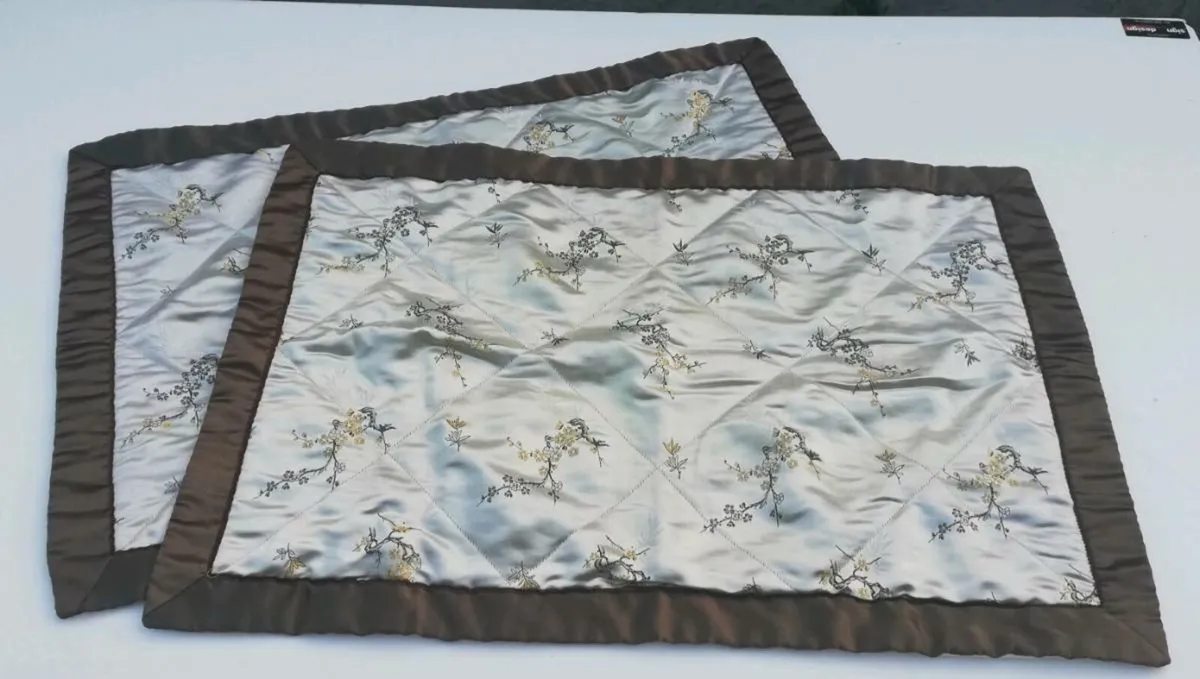 Pair of lined curtains & matching ties & covers - Image 3