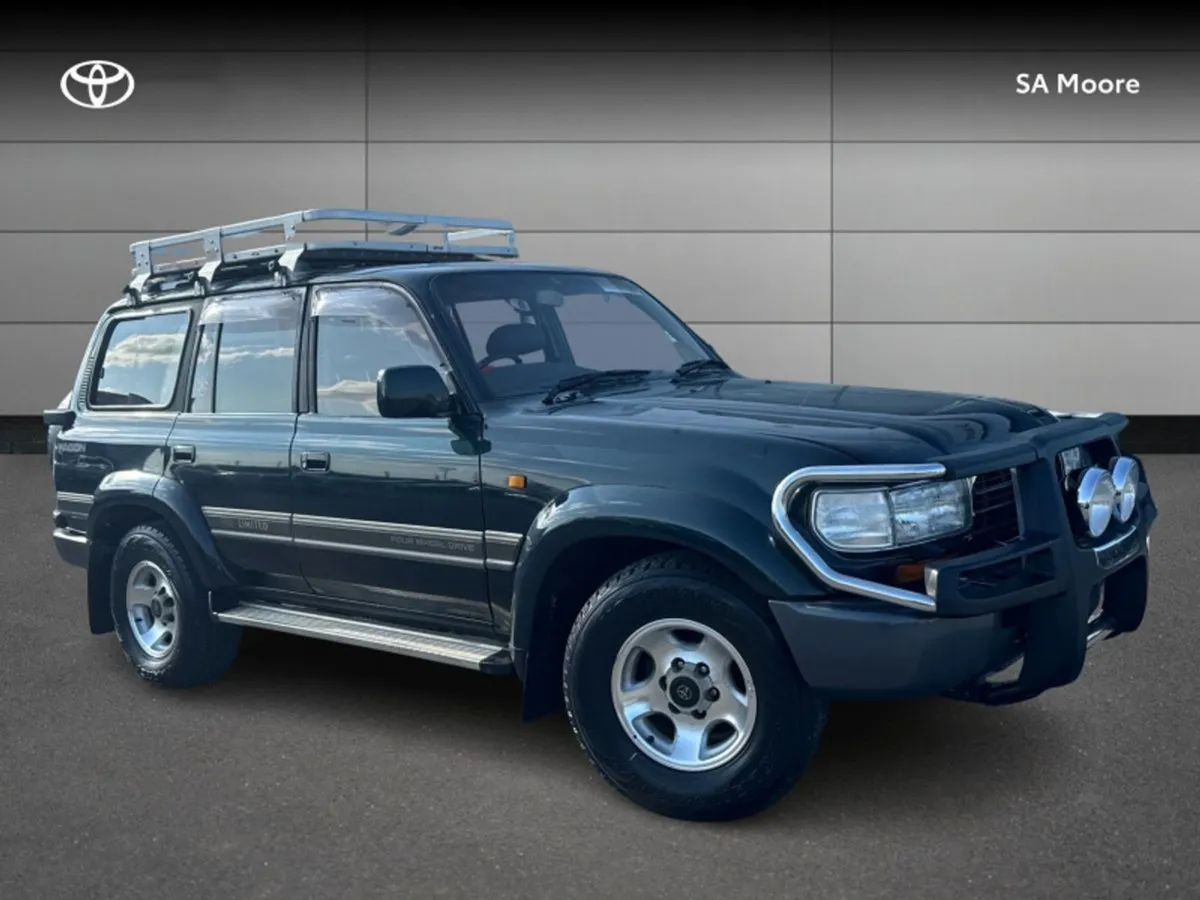 Toyota Landcruiser 8 Seat Amazon 80 Series - Image 1