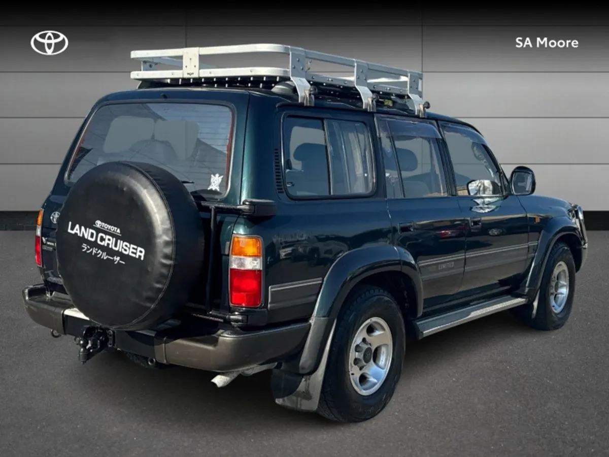Toyota Landcruiser 8 Seat Amazon 80 Series - Image 2