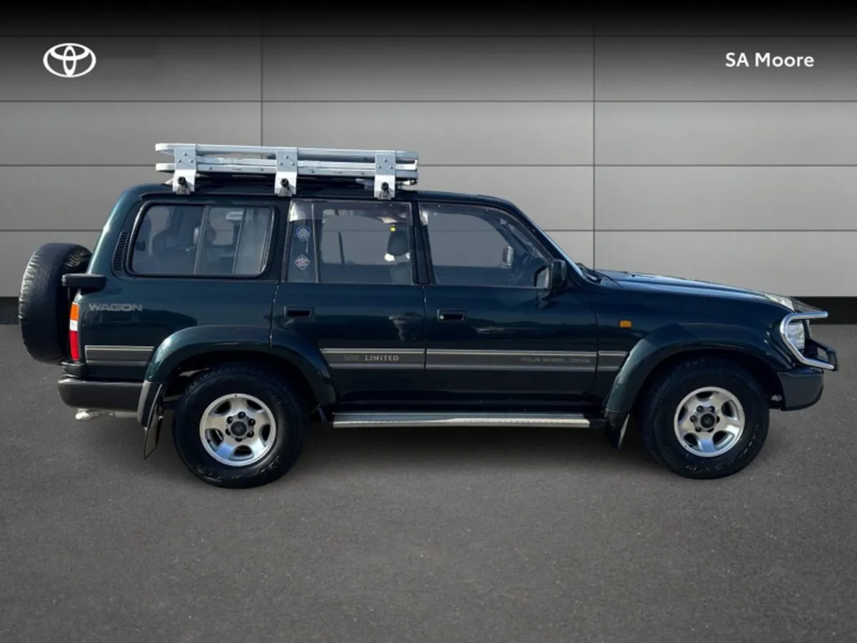 Toyota Landcruiser 8 Seat Amazon 80 Series - Image 3