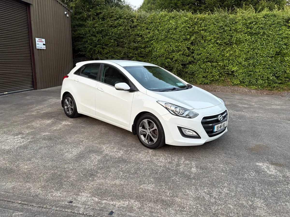 Hyundai i30 2016 FINANCE AVAILABLE - Image 4