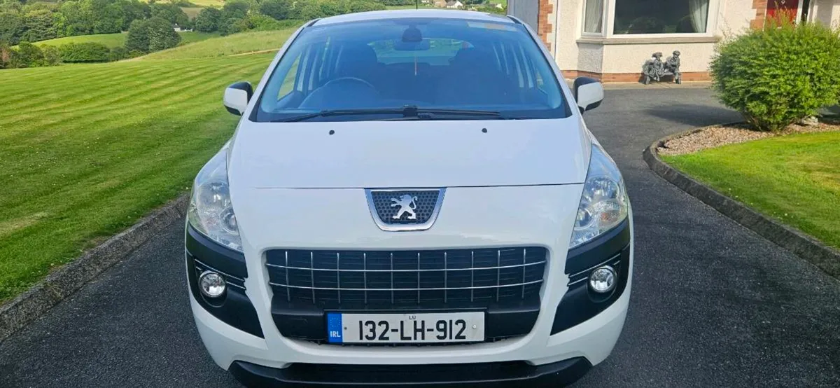 Automatic Peugeot 3008 - Image 2