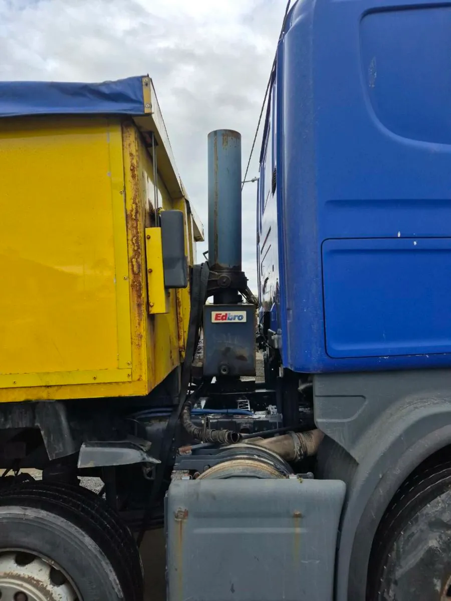 Volvo tipping body - Image 2