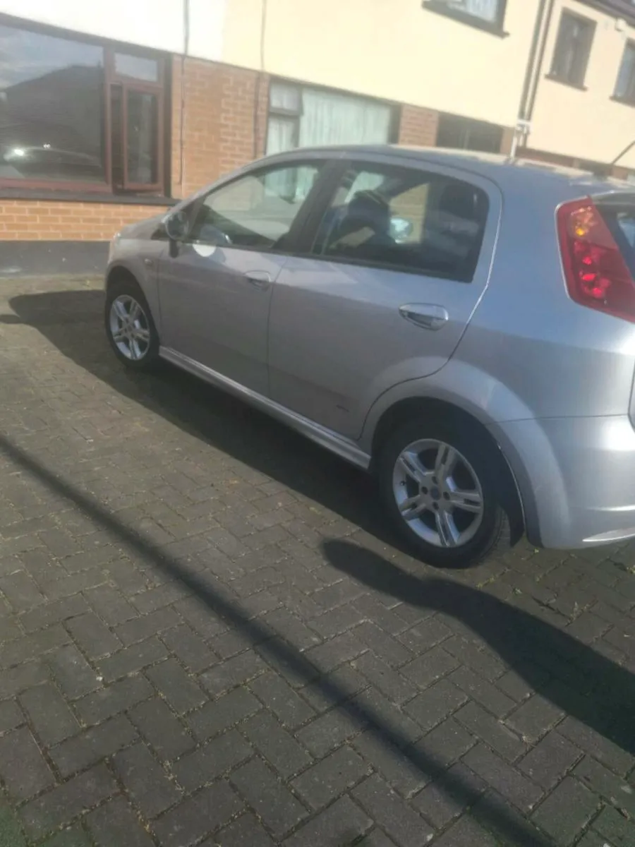 Fiat punto grande 1.2 dynamic - Image 3