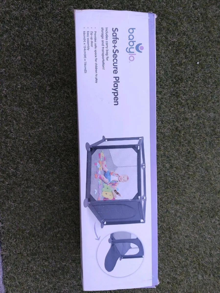 Baby play pen - Image 1