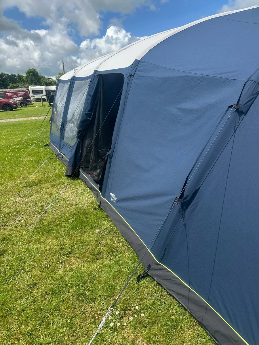 Tent - Image 3