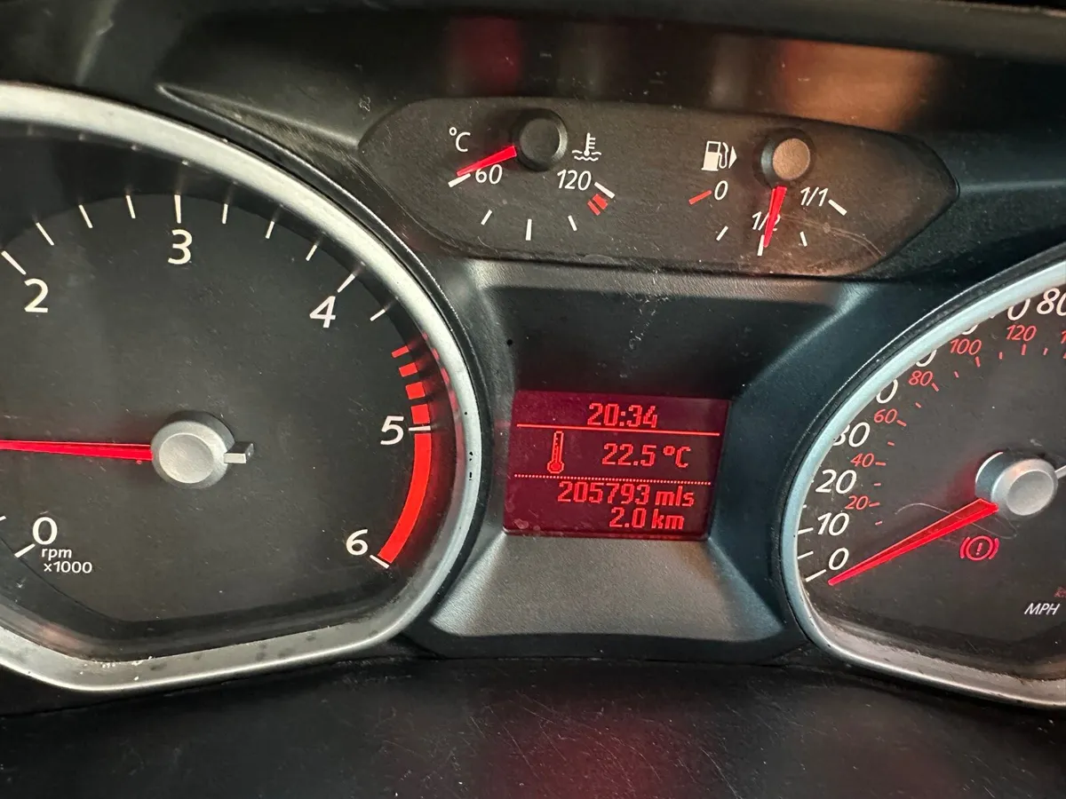 09 Ford Galaxy - Image 3