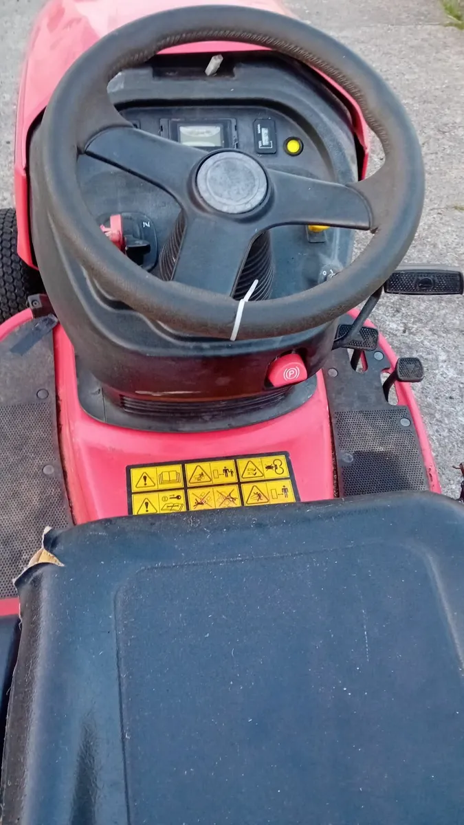 Rideon lawnmower - Image 1