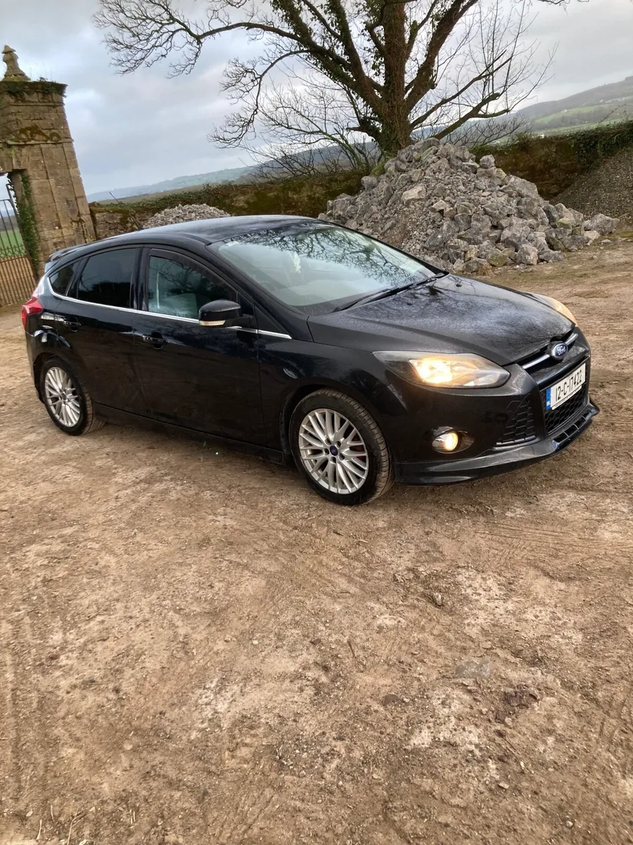 Ford Focus 2012 - Image 1