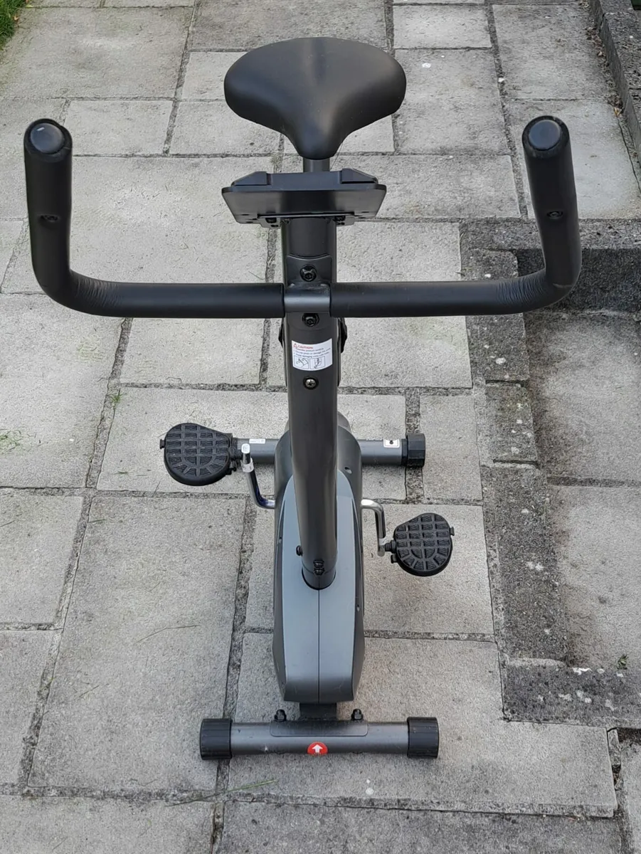Exercise bike - Image 2