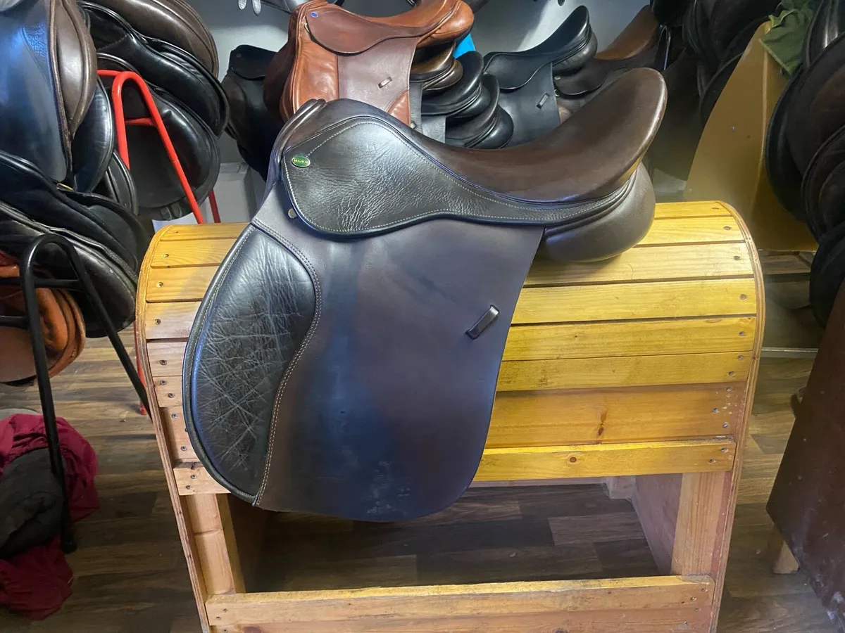Manor TB narrow Leather saddle - Image 1