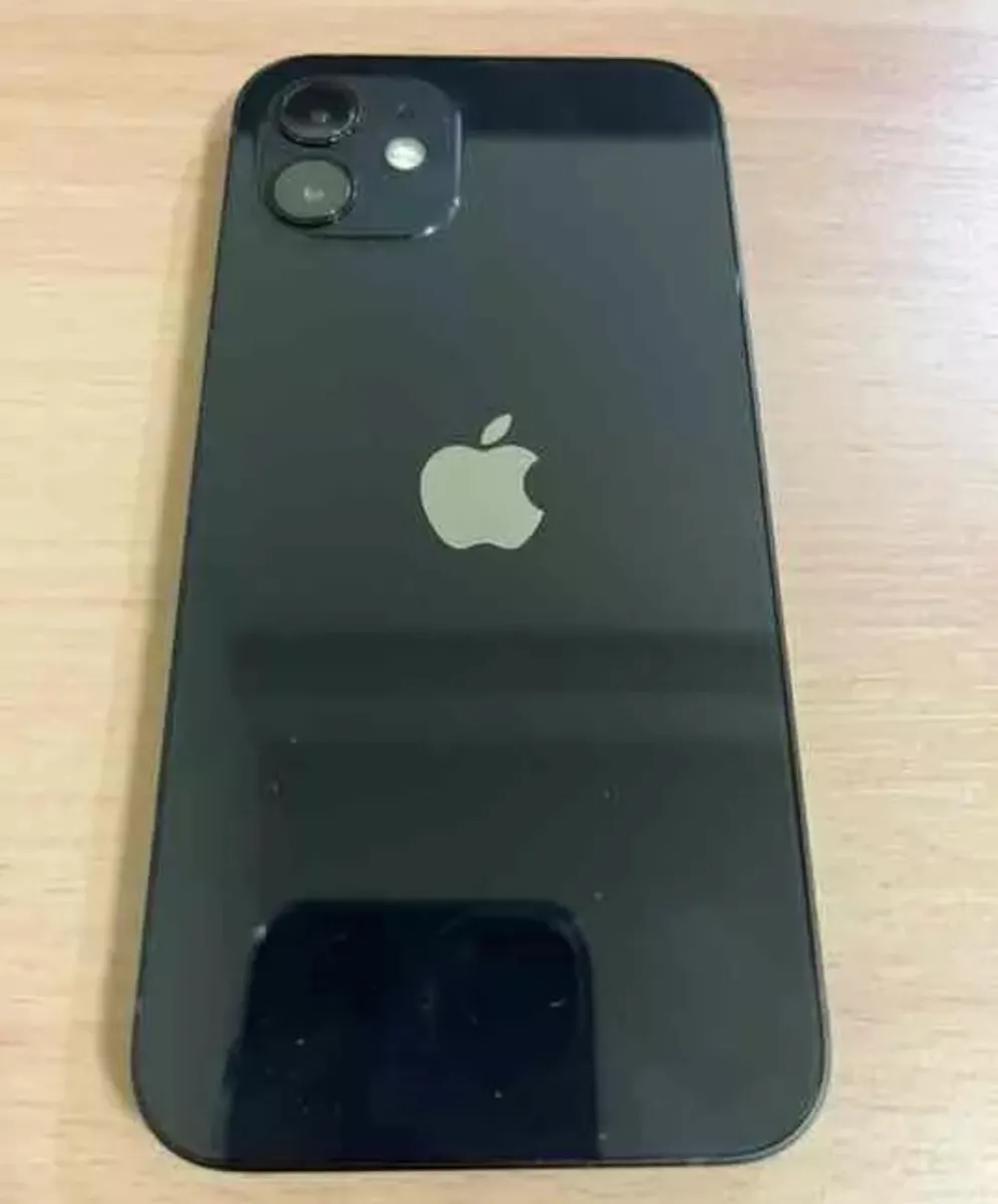 iPhone 12 - Image 2