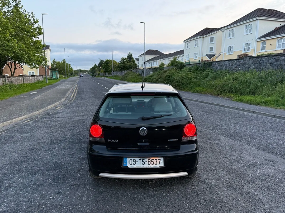 VOLKSWAGEN POLO 1.4 TDI NCTD BLUEMOTION - Image 4