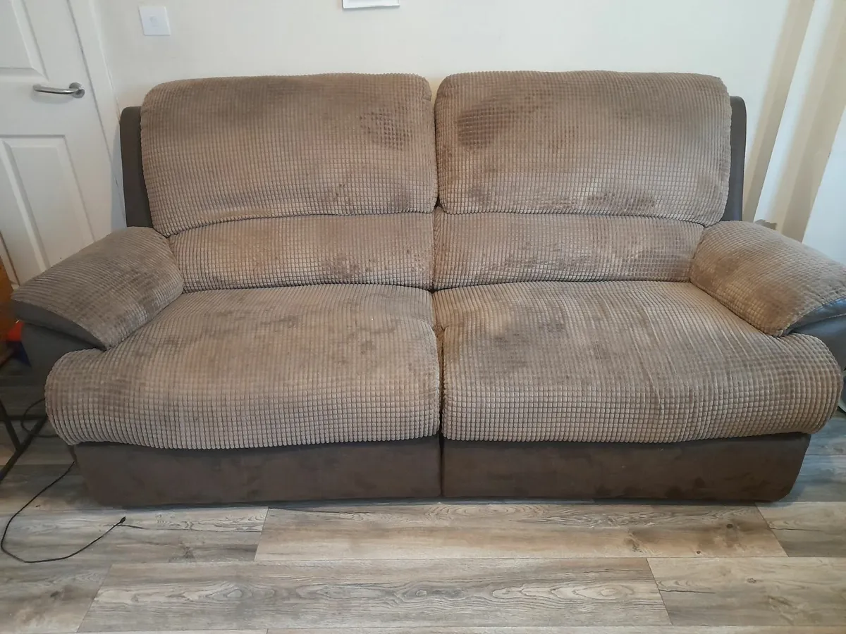 3 seater recliner - Image 2