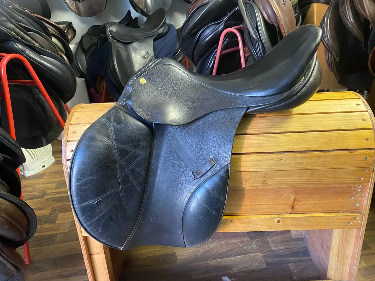 17-17.5 JC jump Leather saddle - Image 4