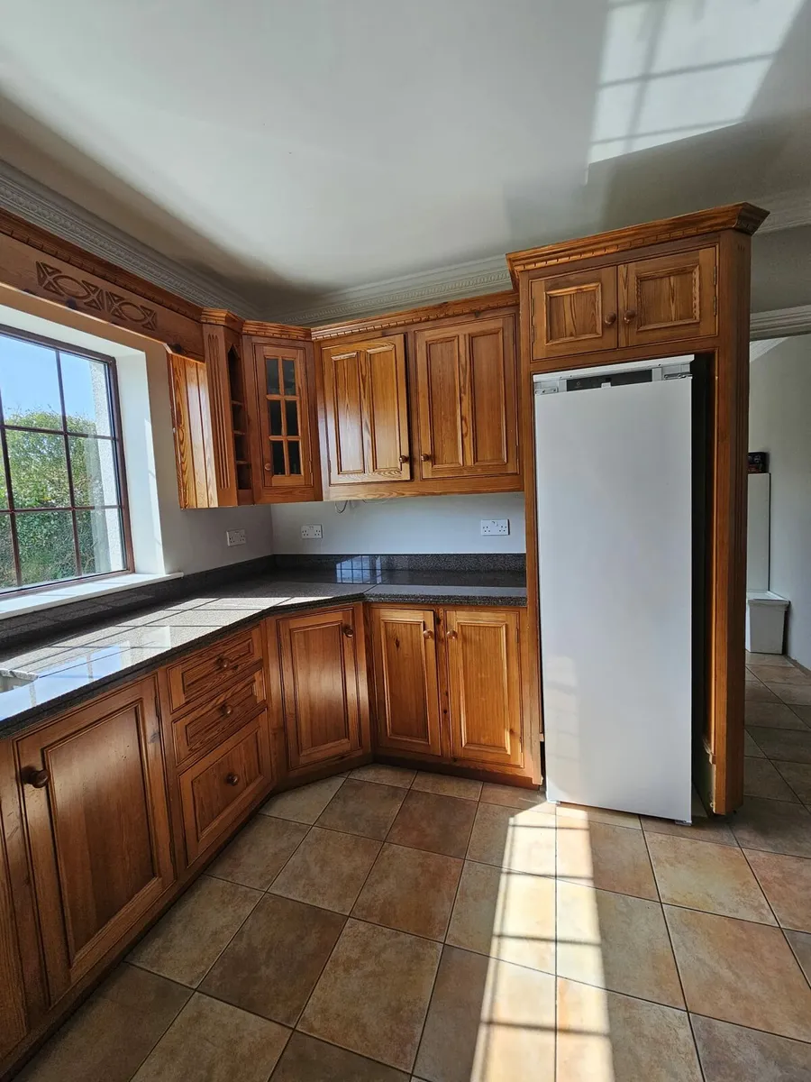 Solid Wood Kitchen - Image 4