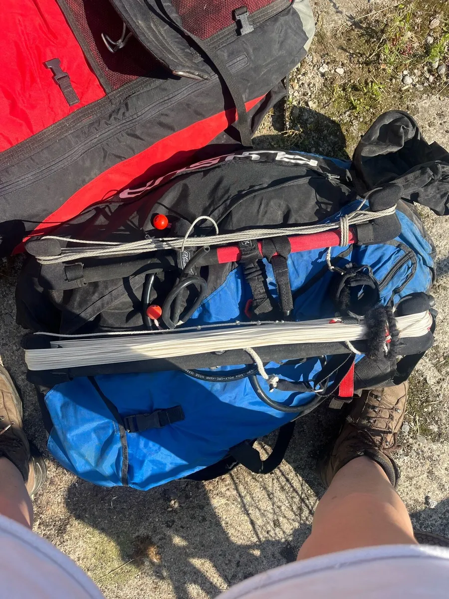 Kite surfing equipment - Image 2