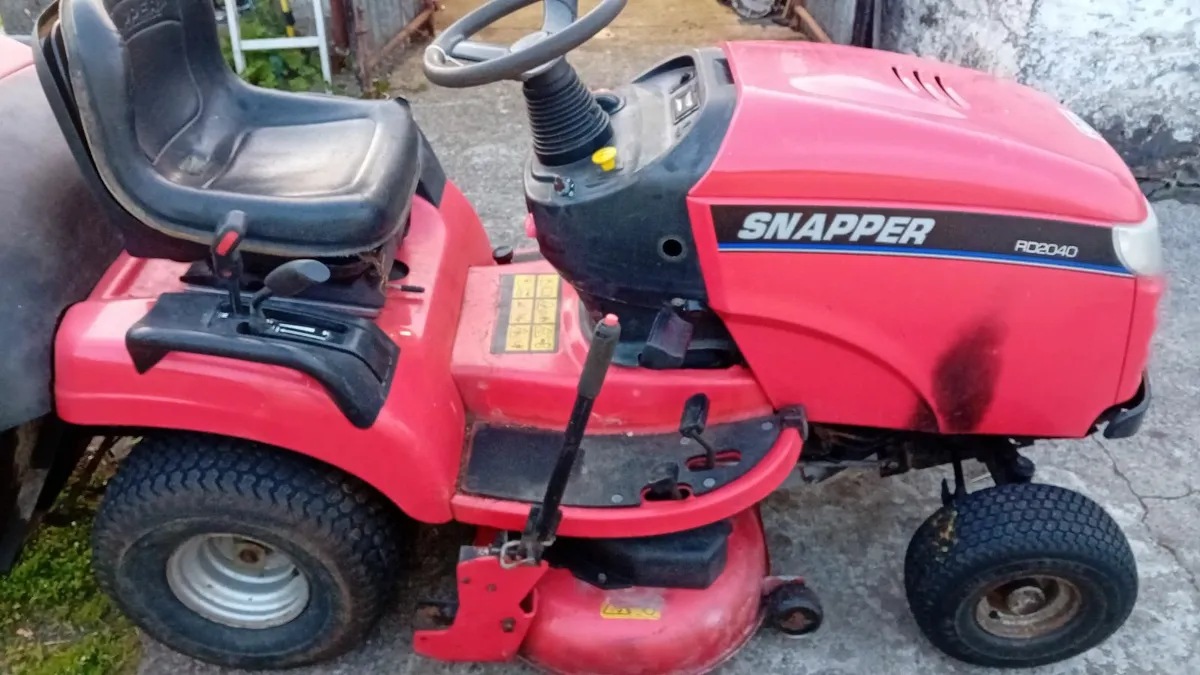 Rideon lawnmower - Image 4