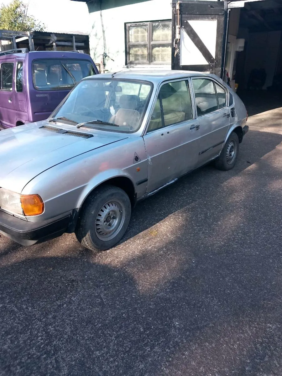 Alfa romeo - Image 1