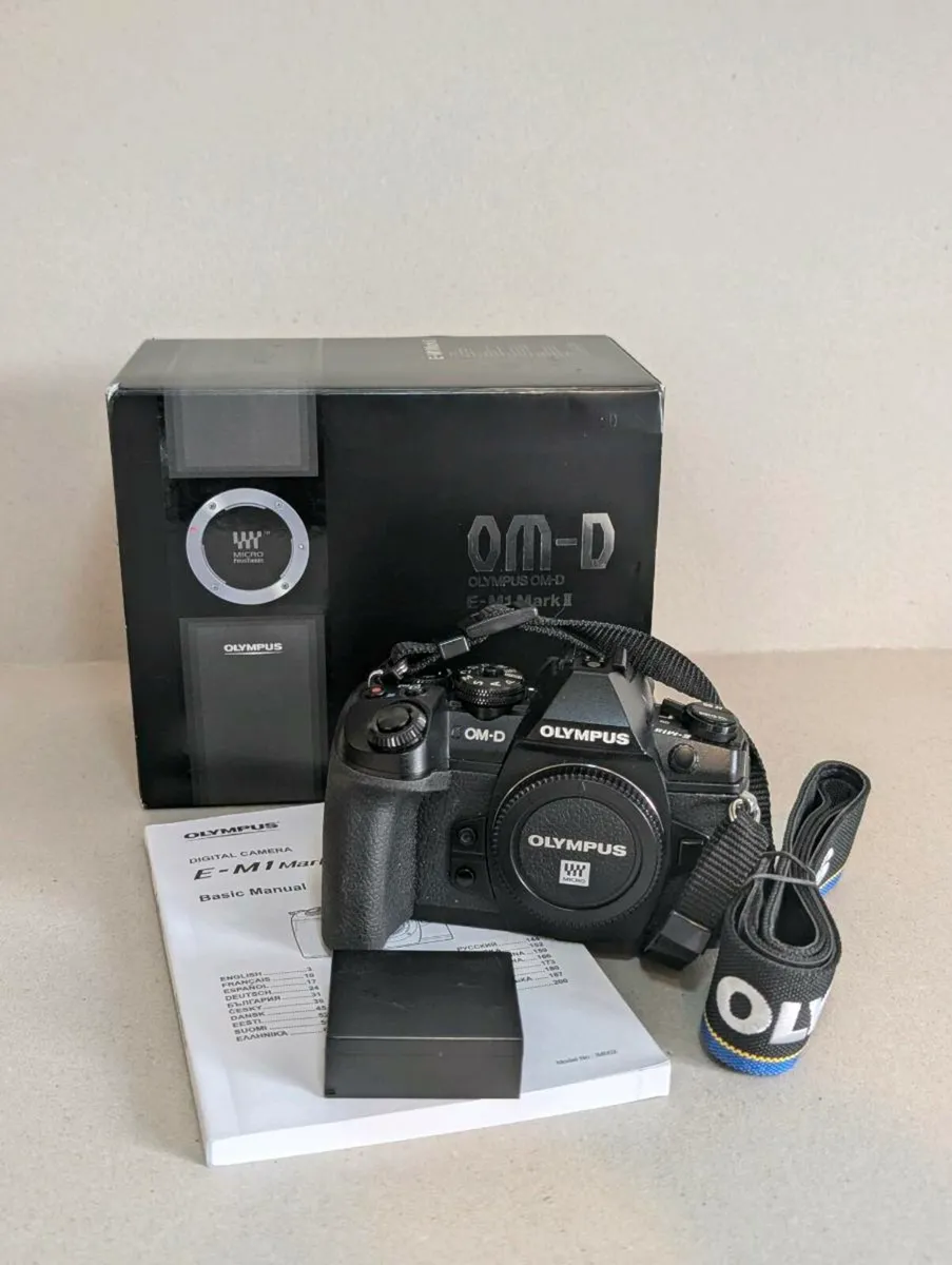 Olympus E-M1 Mark II - Mint Condition - Only 5000 - Image 1