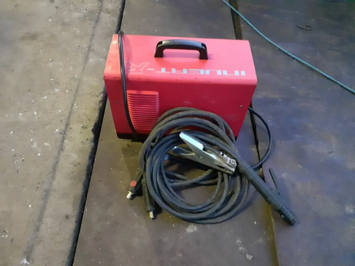 INVERT-R ARC WELDER 240V - Image 4