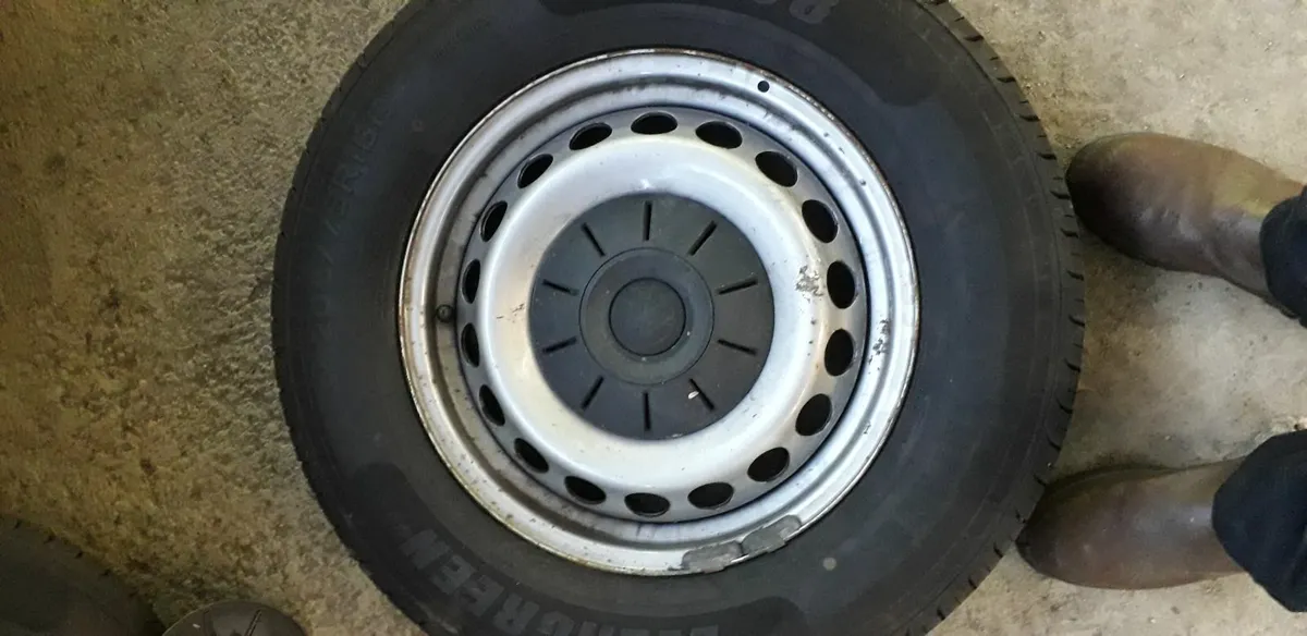 VW Crafter wheels and tyres 16" - Image 1