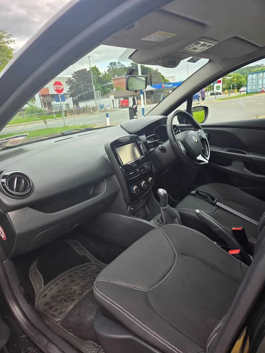 Renault Clio 2016 - Image 3