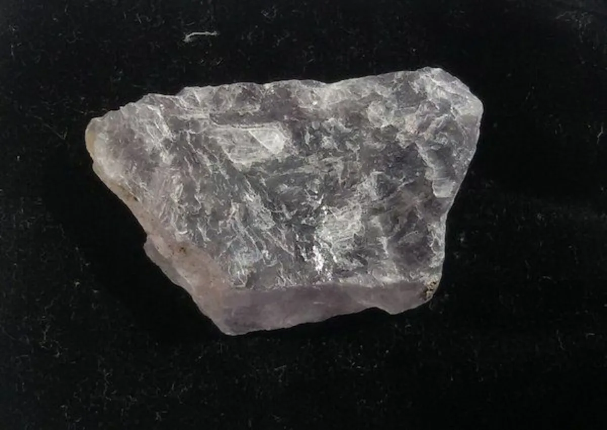Rough Gemstone Specimens - Image 3
