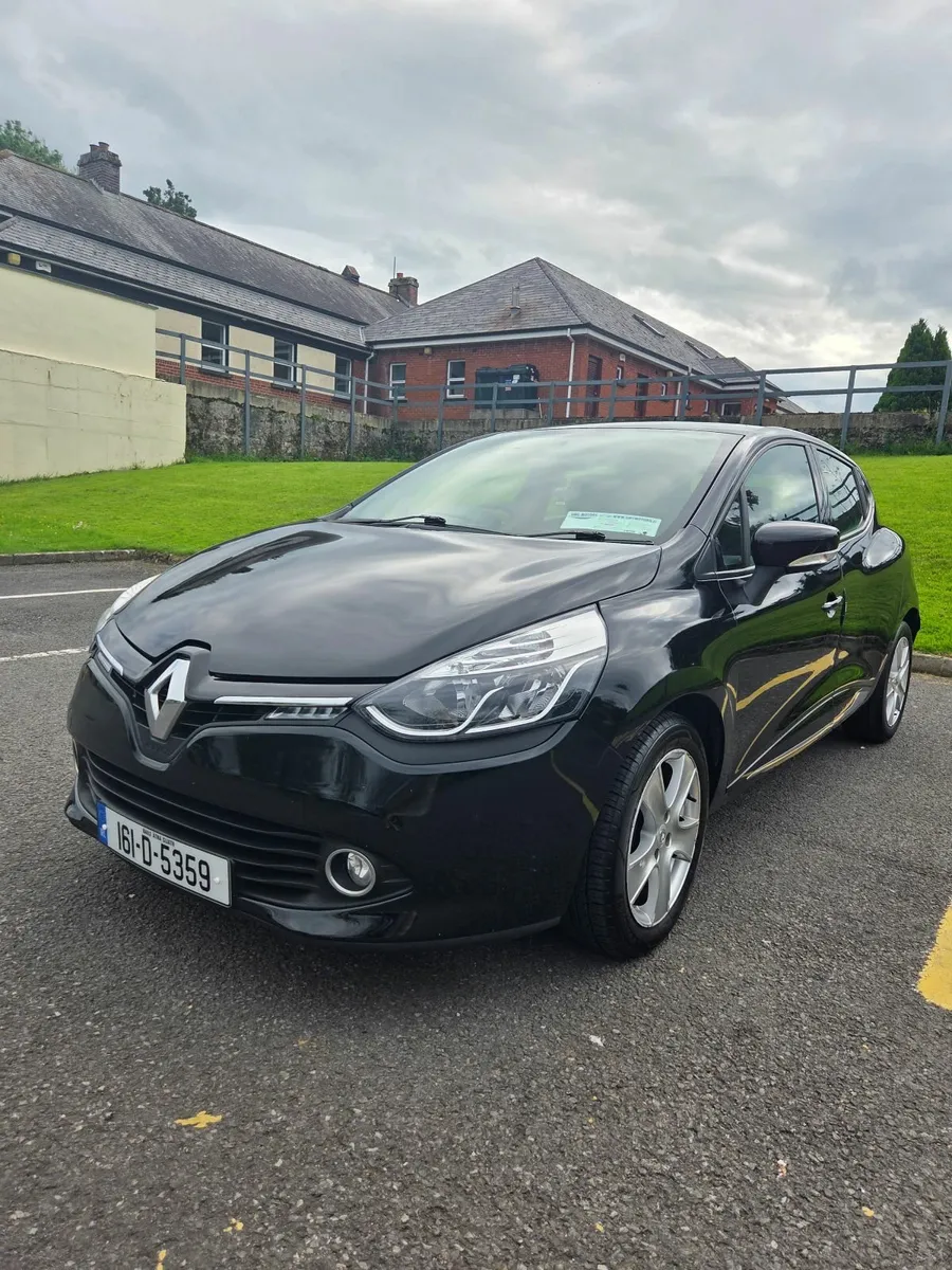 Renault Clio 2016 - Image 1